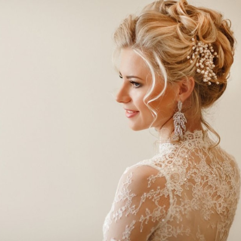 كيف يمكنني اختيار فستان الزفاف المثالي لشكل جسدي