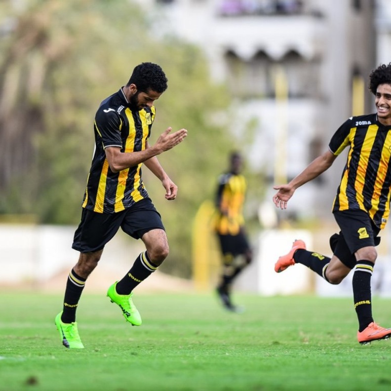 الاتحاد يهزم التعاون في الدوري السعودي