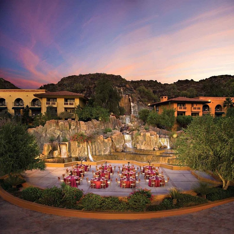 منتجع Pointe Hilton Tapatio Cliffs – إطلالة على الشلالات Pointe Hilton Tapatio Cliffs Resort - Waterfall