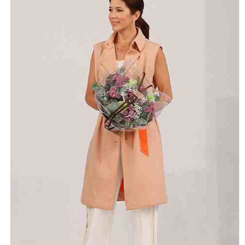 كيت لم تعد تجدد اطلالاتها