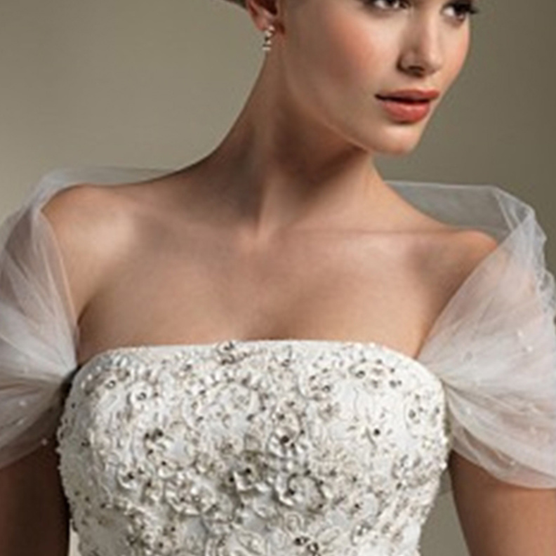  فستان زفاف مطرز بالخرز بأسلوب أنيق