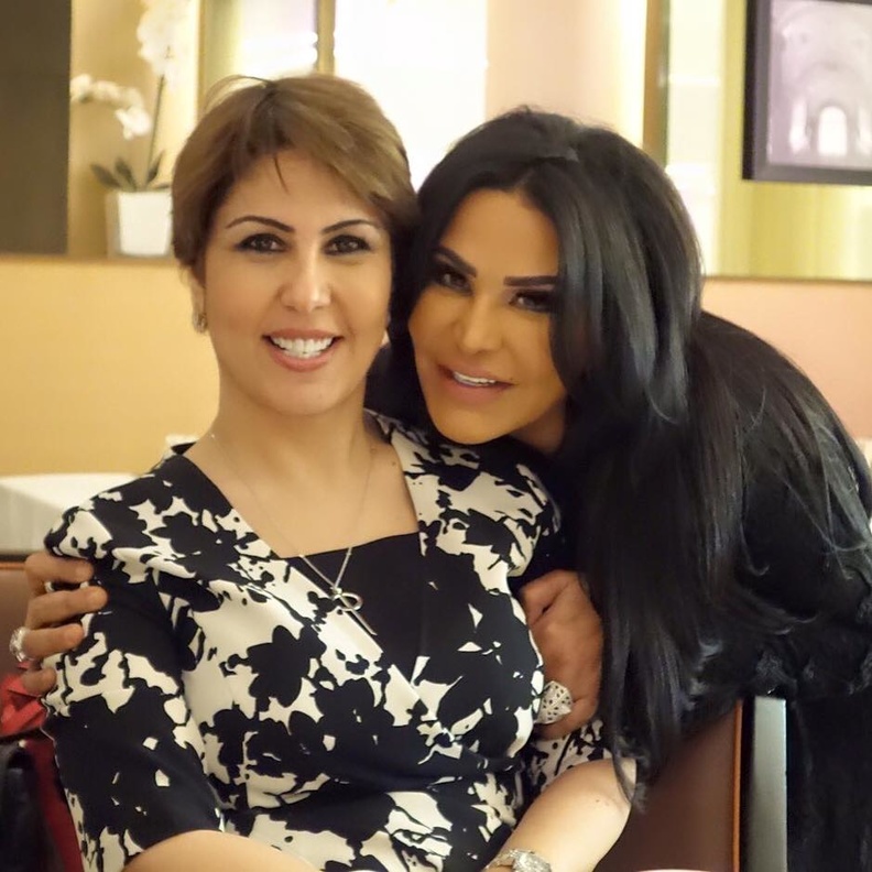 أحلام تشكك فى جنسية نوال وفجر تؤكد