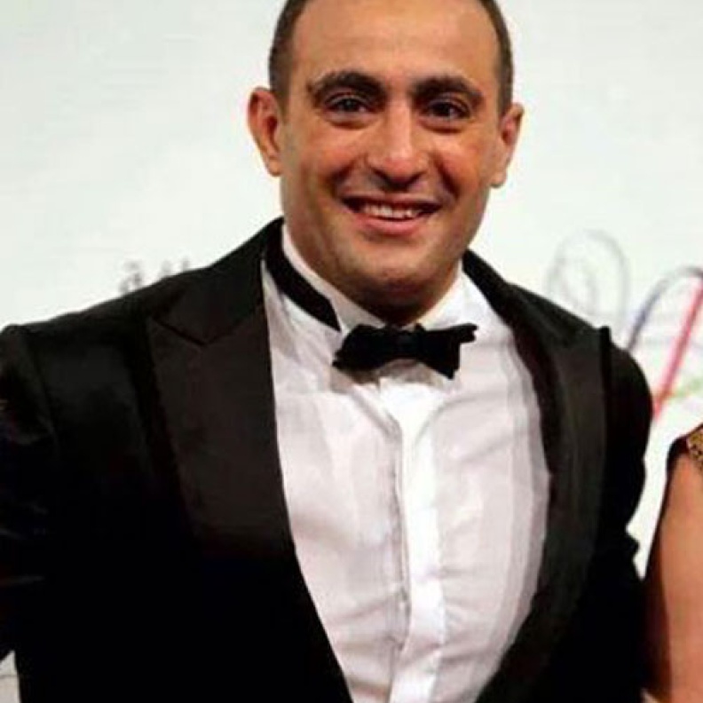 صورة الصغيرة على حساب السقا