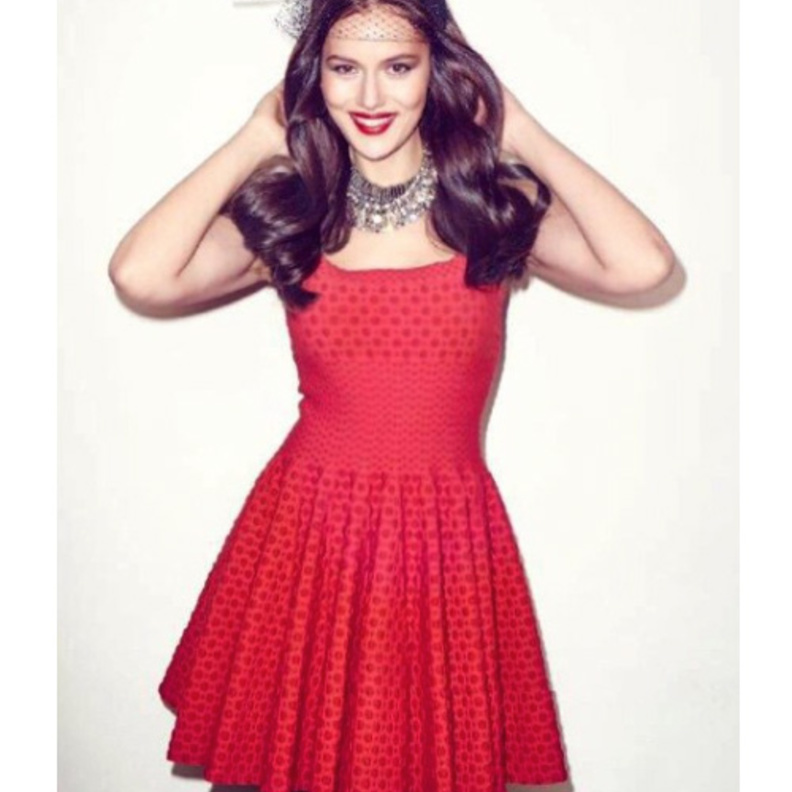 ستايل أنيق وبسيط بالأبيض والذهبي