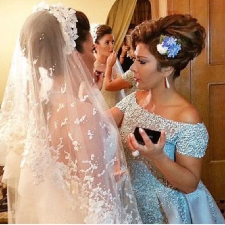 تحتفى أنغام بإنجازات المراة دوما 