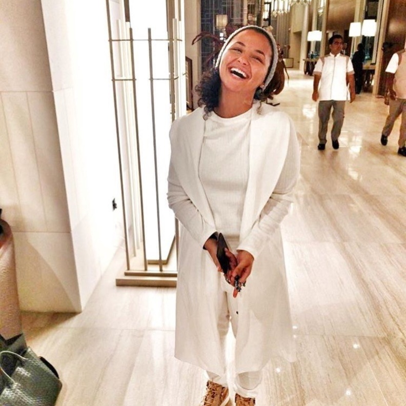 أضوى الدخيل تعشق السفر و الموسيقى 