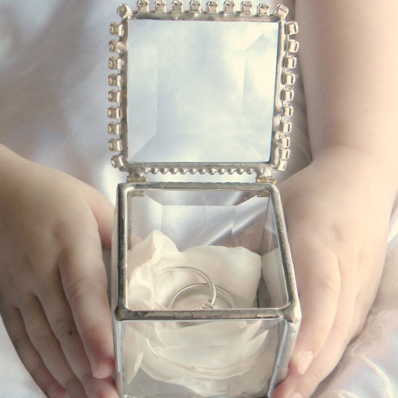 أفكار جديدة لصندوق خاتم الزفاف