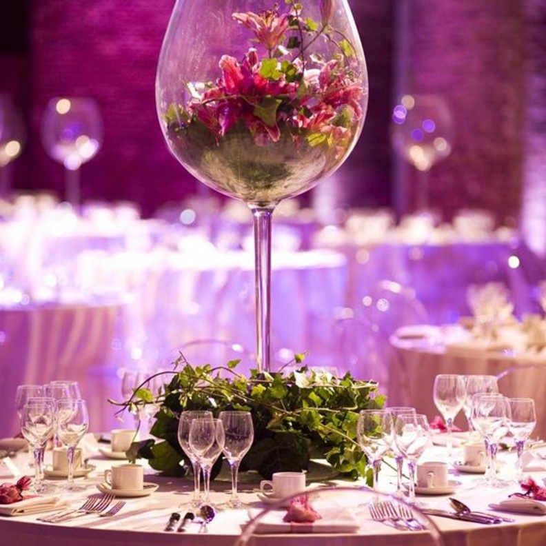 أفكار جميلة لتزيين طاولات حفل الزفاف