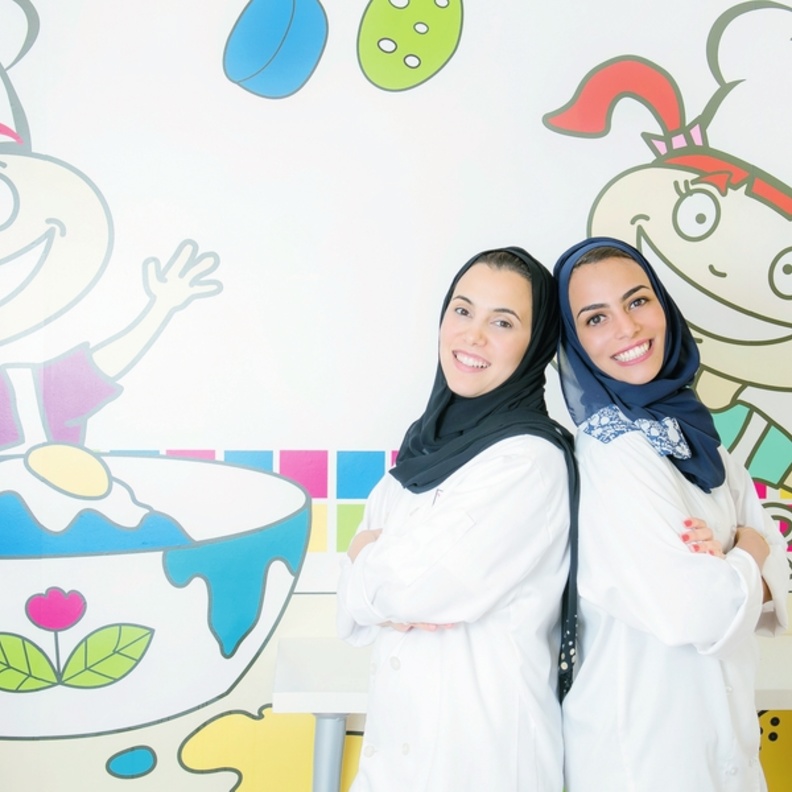  أمل ودلال فقيه