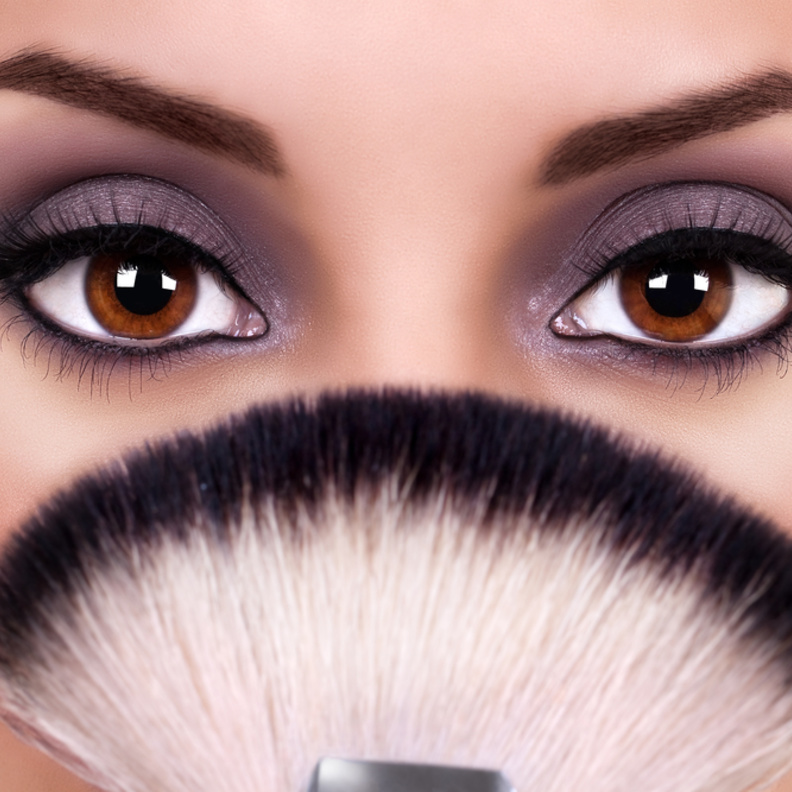 أي ظل ستختارين لعيونك البنية