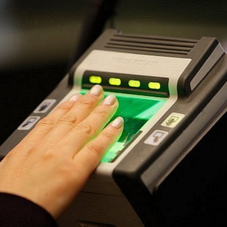 إصدار الهوية الوطنية للسعوديات بمقار عملهن