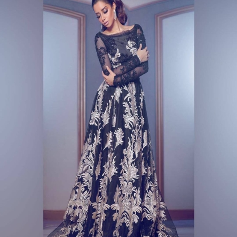 إطلالة ناعمة للمغنية بلقيس فتحي