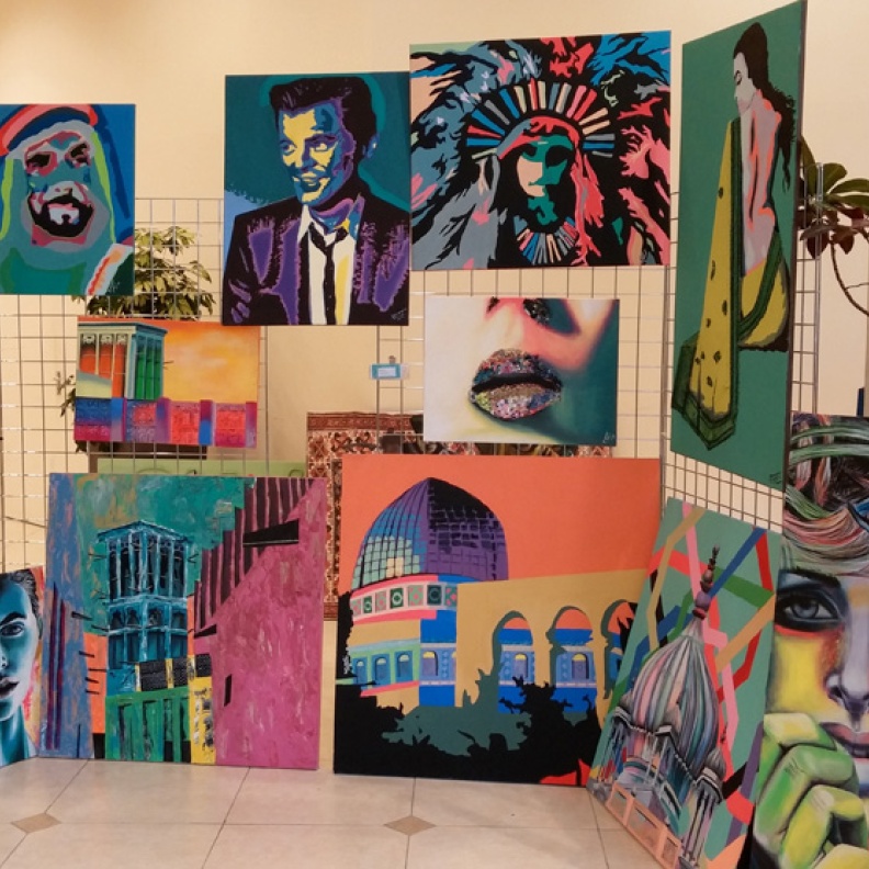 إعمال فنية معاصرة