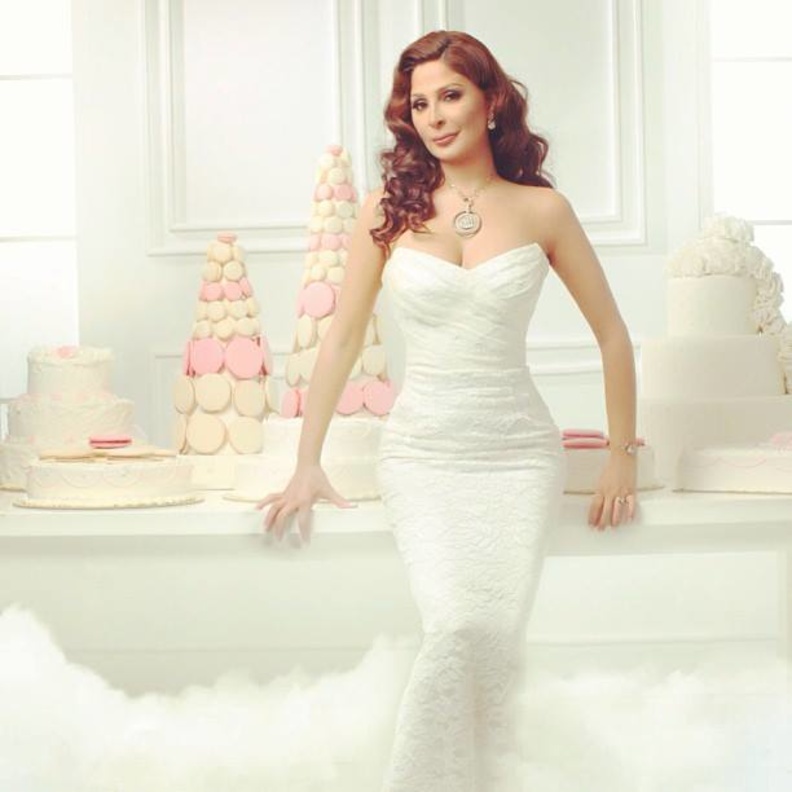 إليسا... ملكة الإحساس بصوتها الرومنسي