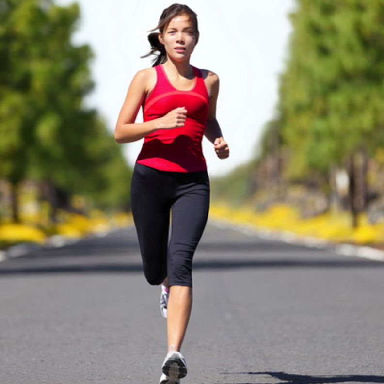 اختيار ملابس الرياضه مهم في الصيف