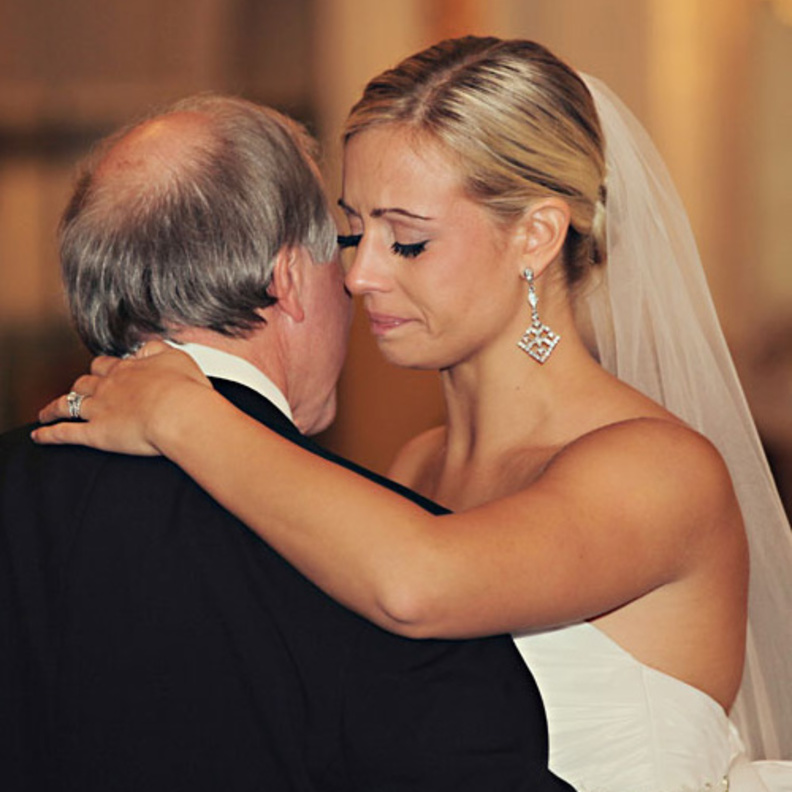 موسيقى رقصة الأب مع العروس