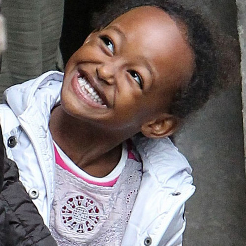 زهارا تريد العودة لوالدتها الحقيقة