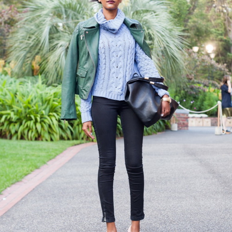 لاغنى عن المعطف الطويل للأناقة الشتوية