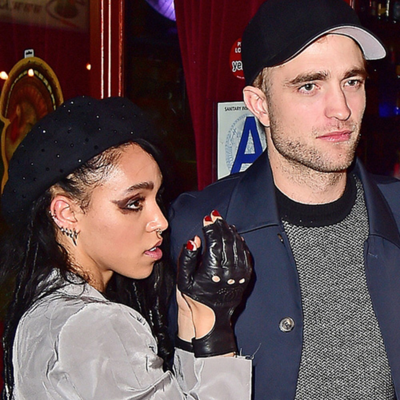 روبرت وخطيبته اف كيه