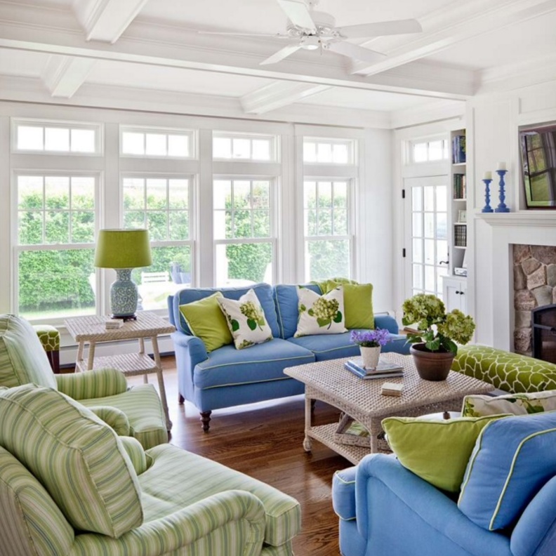 يناسب اللون الأزرق غرف النوم بشكل خاص لأنه لون مريح للأعصاب