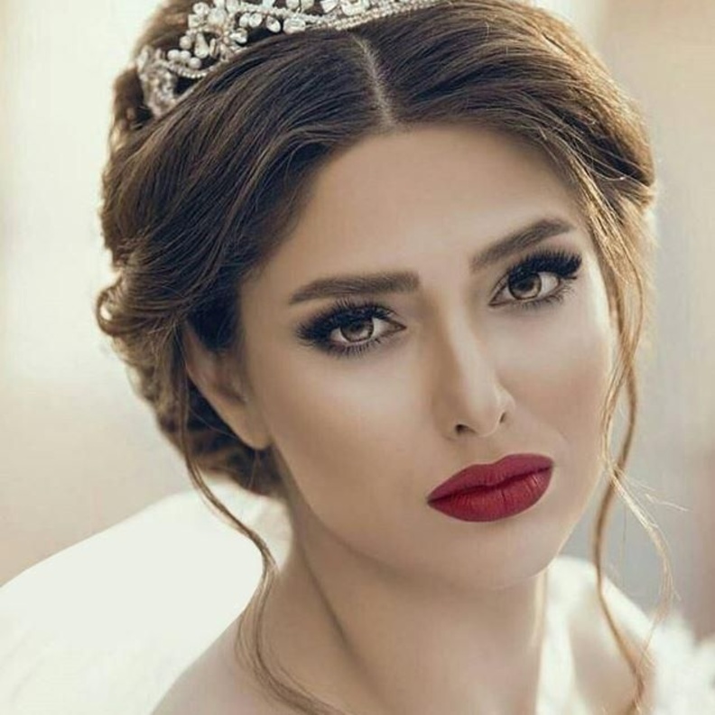 الألوان الغامقة جميلة جدا