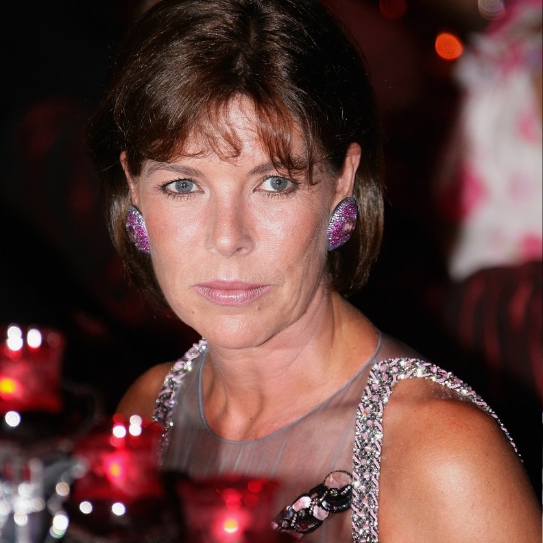 الأميرة كارولين والدة و جدة