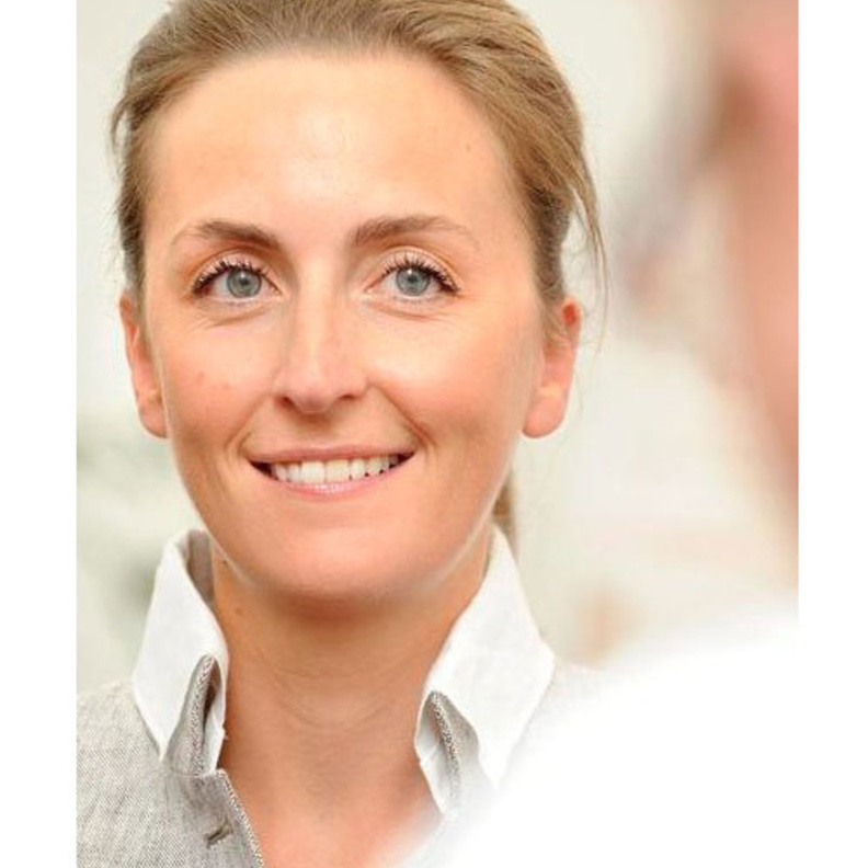 الأميرة كلير يمكن أن يصبح التصوير معها خطر