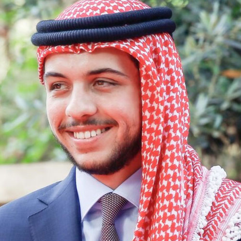  مع العائلة المالكة