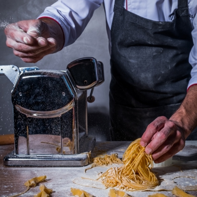 الايطالي MATTO مطعم 