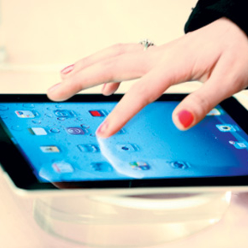 التحايل والسرقة عبر وسائل التواصل