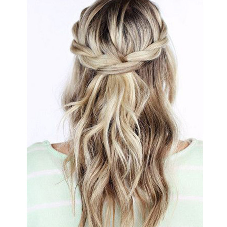 التسريحة نفسها على الشعر المتوسط