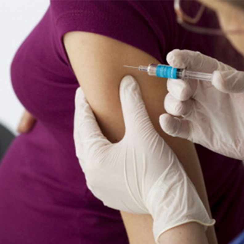 التطعيم للحامل قبل الحج مهم للوقايه من الانفلونزا