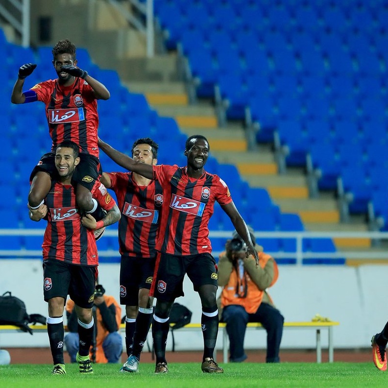 الرائد والشباب