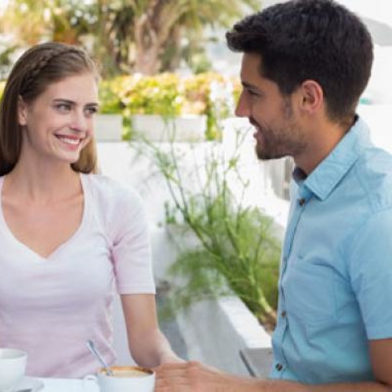 الرجل اكثر ضحايا الحب من اول نظرة