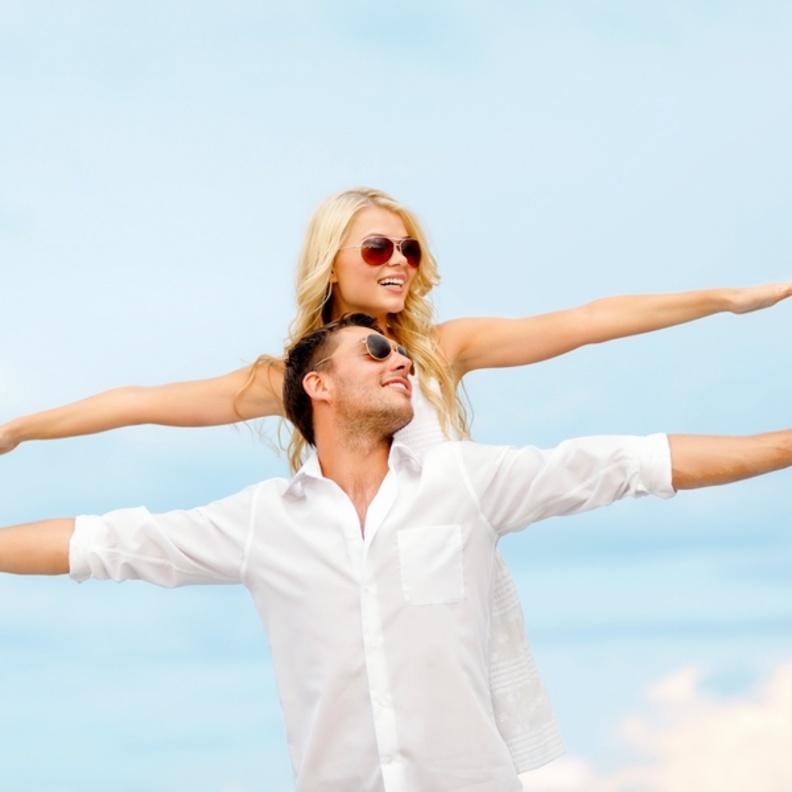 الرجل يعشق العروس العفوية