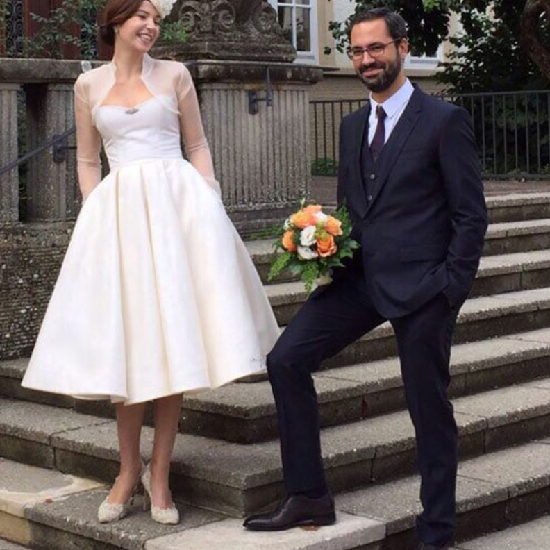 عاشقة وسعيدة وبسيطة أيضا