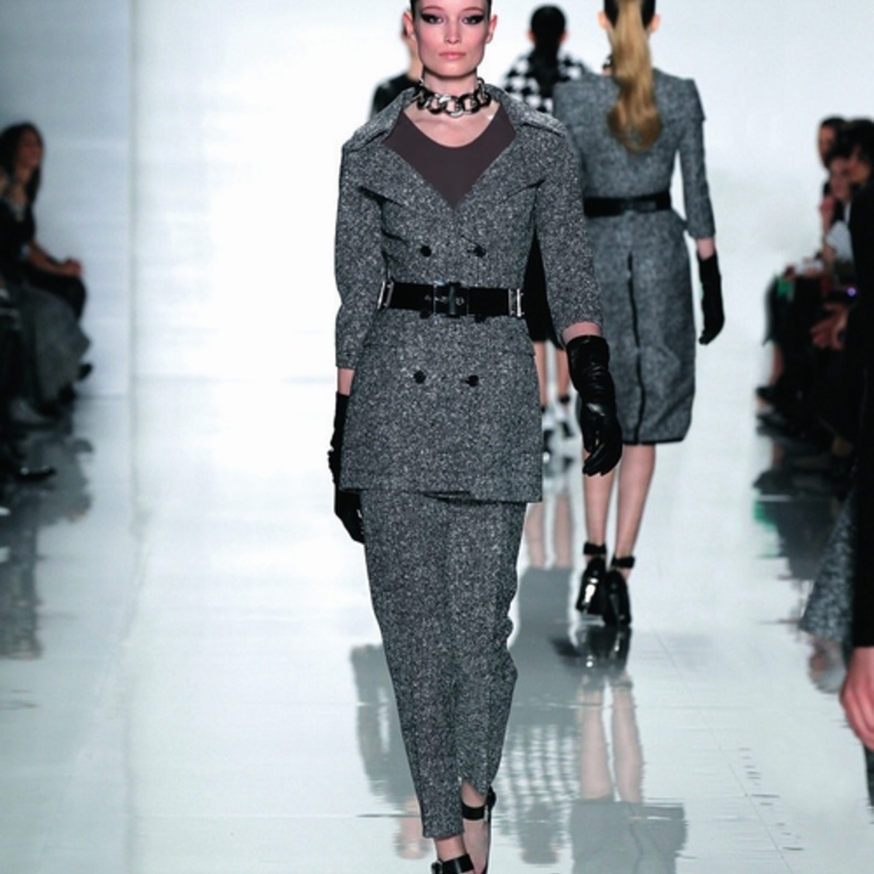 إطلالات عصرية من Michael Kors 