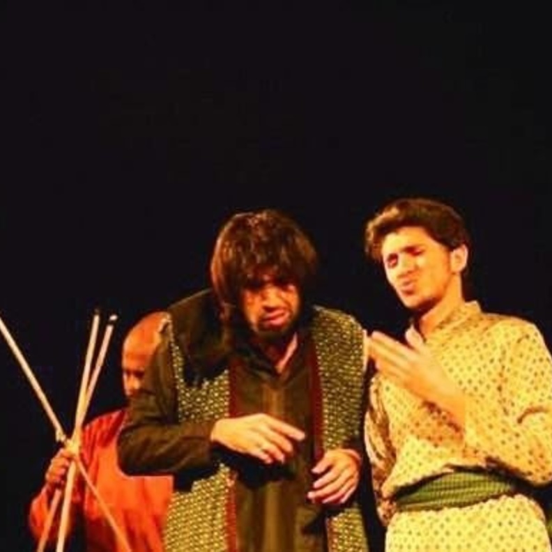  مسرحية أماني في مهرجان الجزائر