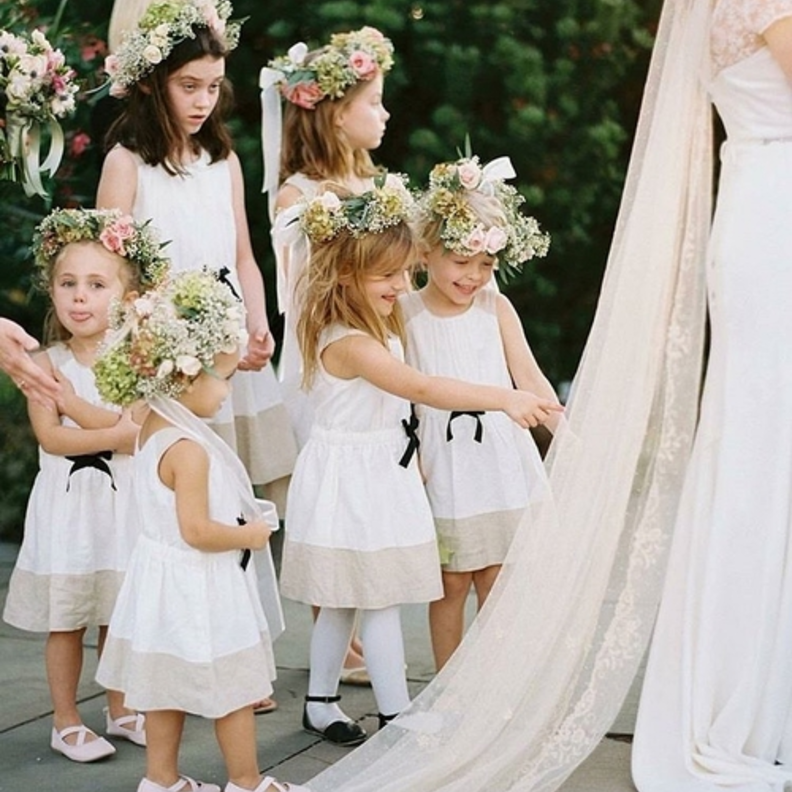 اجمل فساتين الفتيات الصغيرات في الاعراس