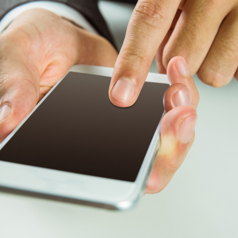 رسالة واتس اب خاطئة تورط سعودي بوليمة