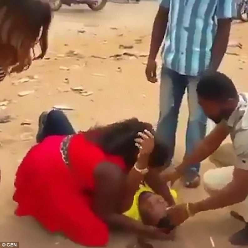 العريس على الارض