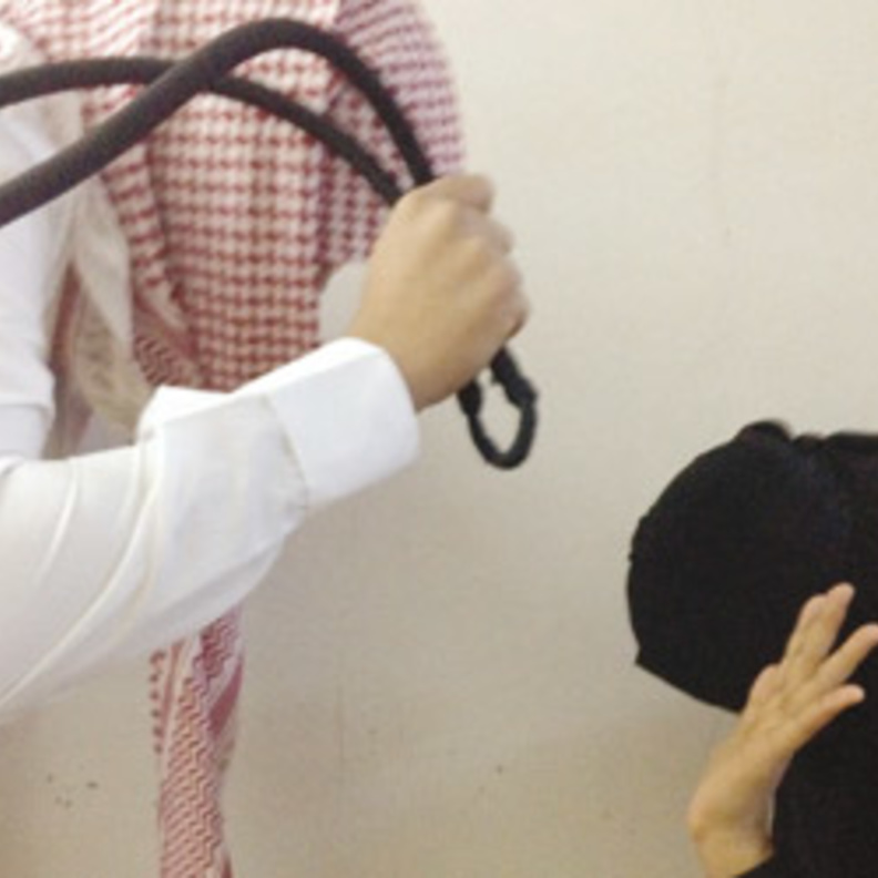 العنف ضد الفتيات