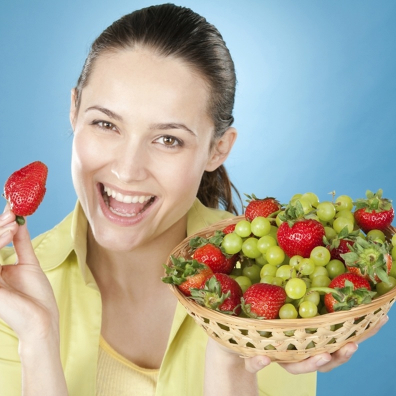 الفراولة سر رشاقتك وجمالك 