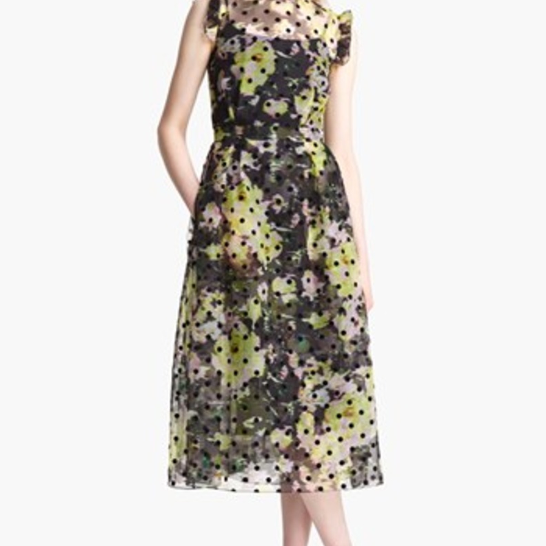  الفستان الأصلي