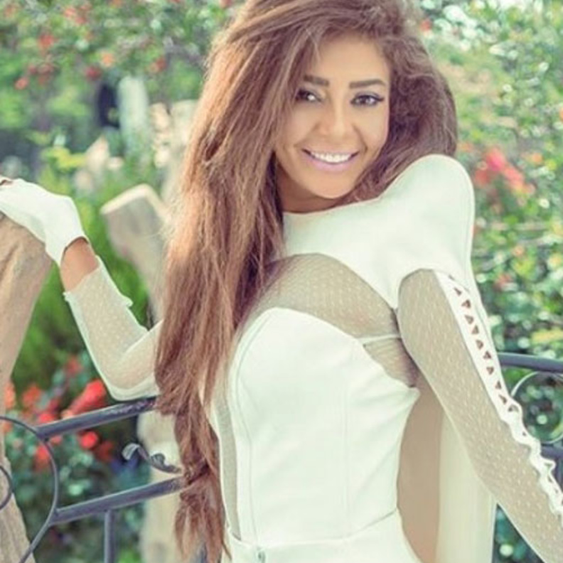 ميرنا تؤكد أنها مصابة بمرض فى الدم