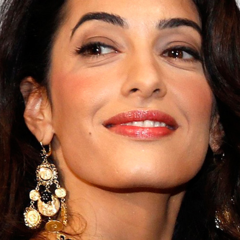  هل تصبح أمل كلوني بديلا لدونالد ترامب ؟