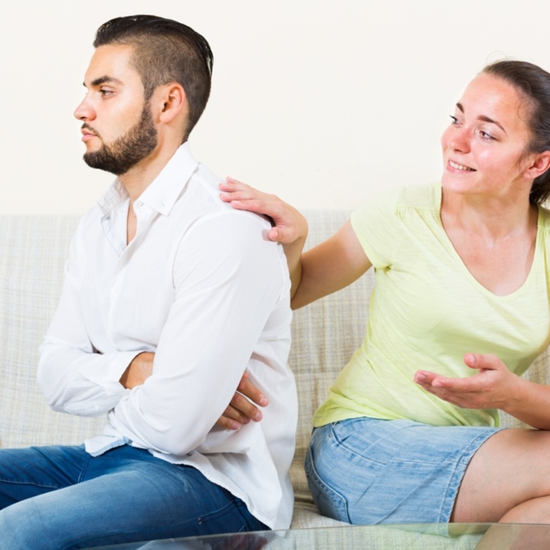 المراة الذكية تفضل الزواج من الرجل العصبي