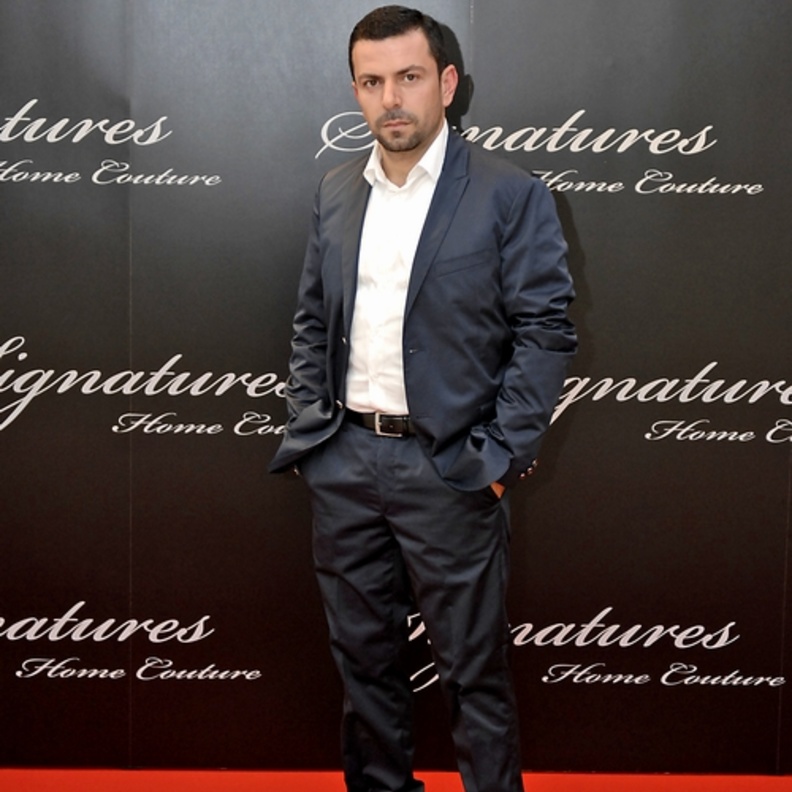 المصمم أبوللو