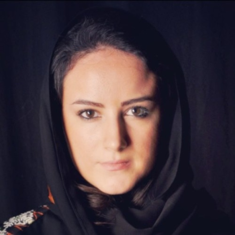 المصممة ود زاهد