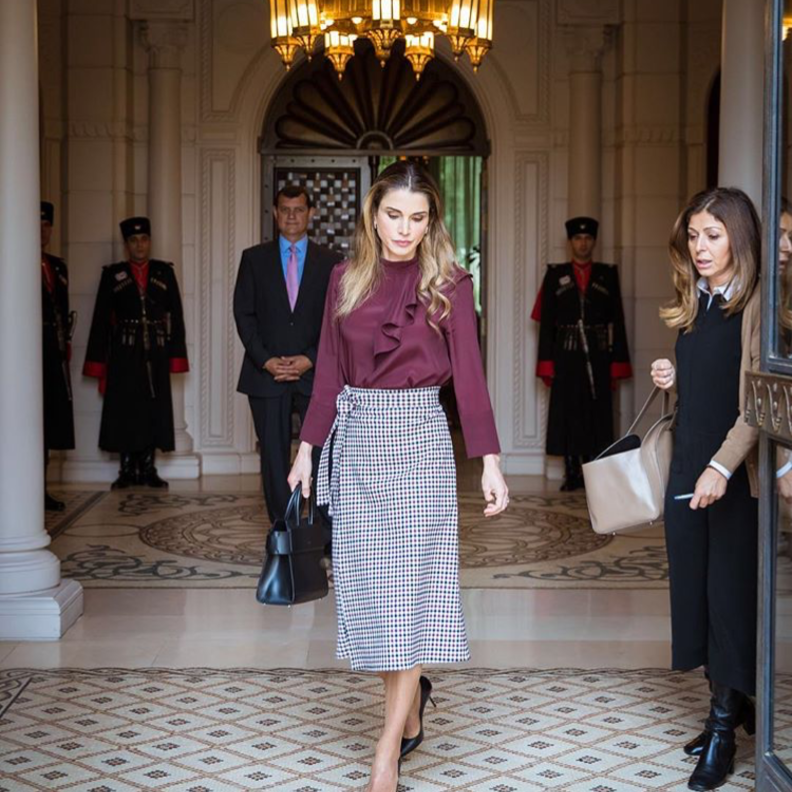 الملكة رانيا بأجمل الإطلالات